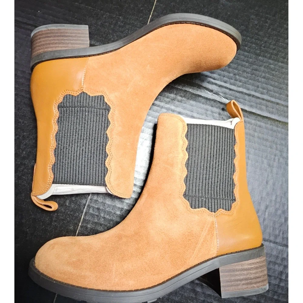 Lori Goldstein Wylie Tan Suede Leather Scalloped Chelsea Boots LI-WYLIE Womens 6